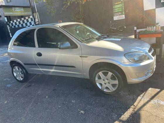 CHEVROLET CELTA 1.0 MPFI LS 8V FLEX 2P MANUAL CHEVROLET CELTA 1.0 MPFI LS 8V FLEX 2P MANUAL